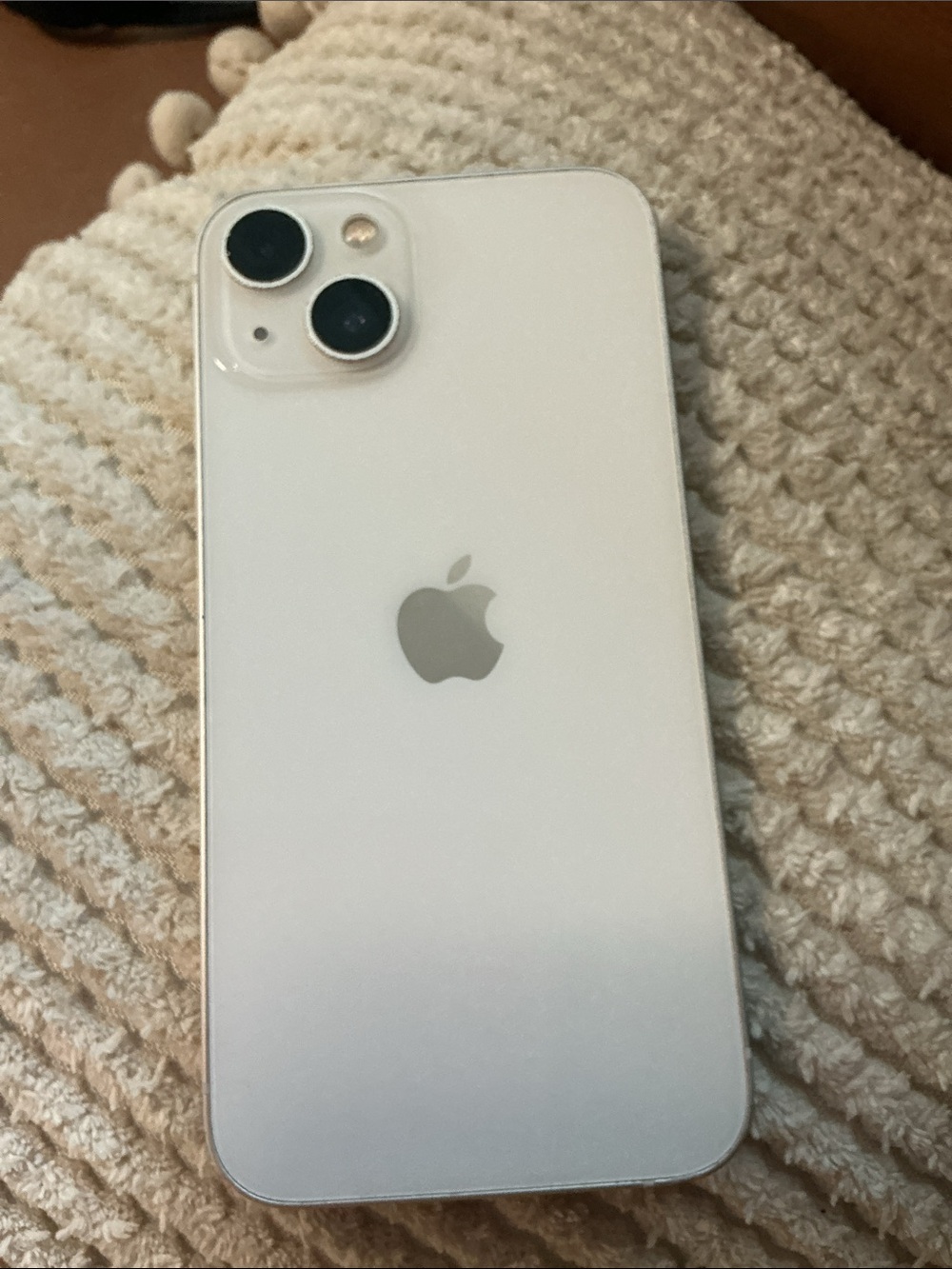 iPhone 13 - Picture 2 of 3
